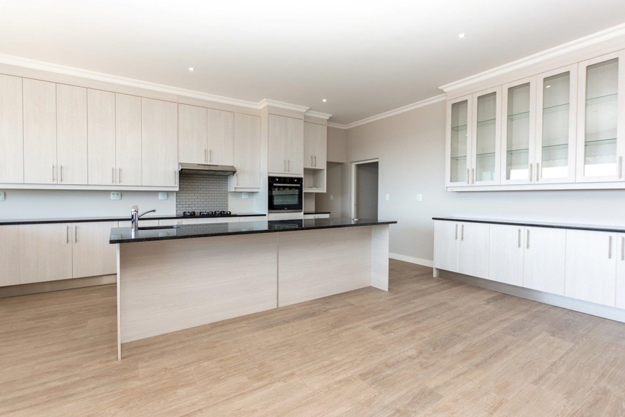 4 Bedroom Property for Sale in Myburgh Park Western Cape